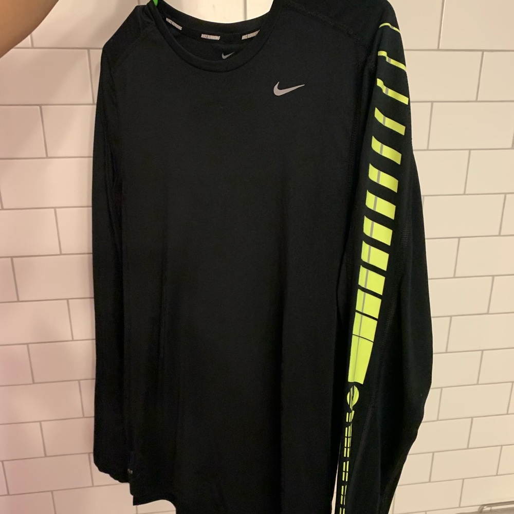 Nike Tee